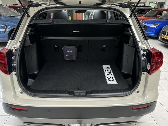 Suzuki VITARA 1.4 Boosterjet Style SmartHybride Allgrip [ PANORAMADAK I TREKHA