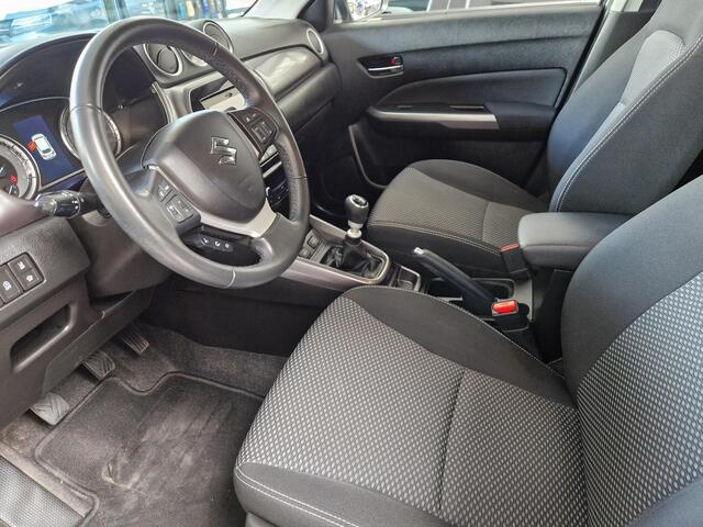 Suzuki VITARA 1.4 Boosterjet Select Smart Hybrid | Navigatie