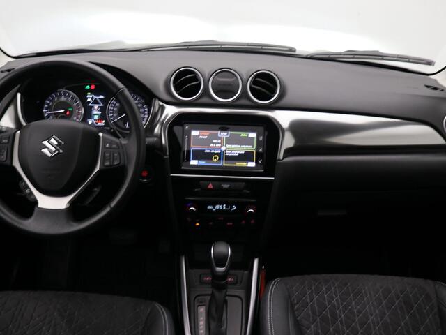 Suzuki VITARA 1.5 Hybrid Style AUTOMAAT / Trekhaak / Glazen schuif-kanteldak / 1ste eigenaar / Adaptieve cruise control / Dealer onderhouden / Historie aanwezig / Navigatie / Apple CarPlay & Android Auto / Airco Climat Control /