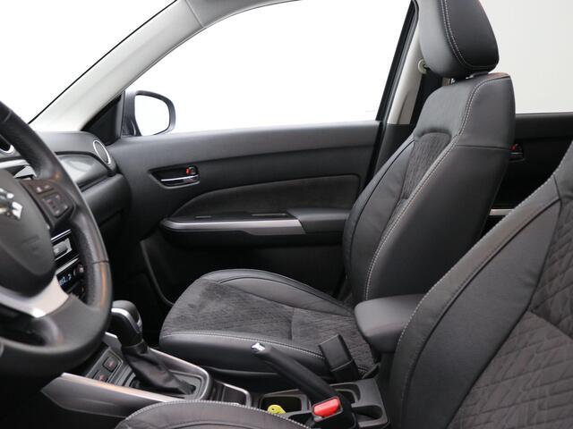 Suzuki VITARA 1.5 Hybrid Style AUTOMAAT / Trekhaak / Glazen schuif-kanteldak / 1ste eigenaar / Adaptieve cruise control / Dealer onderhouden / Historie aanwezig / Navigatie / Apple CarPlay & Android Auto / Airco Climat Control /