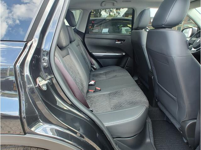 Suzuki VITARA 1.4 BOOSTERJET STYLE SMART HYBRID 1.500 Kg Trekgewicht | Met 6 JAAR GARANTIE! | Inclusief ¤ 2.000,- Voorraad Voordeel
