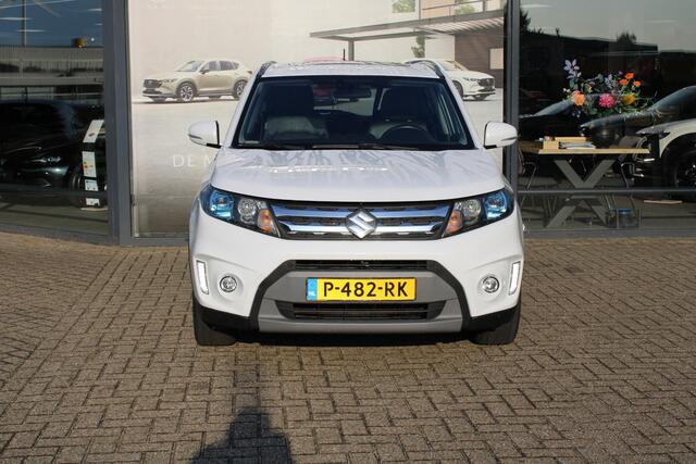 Suzuki VITARA 1.6 High Executive , Automaat, Trekhaak, Half Leder, Stoelverwarming, Clima, Navi, Adap. Cruise, PDC, Camera, Schuif/kanteldak, LMV 17 Inch