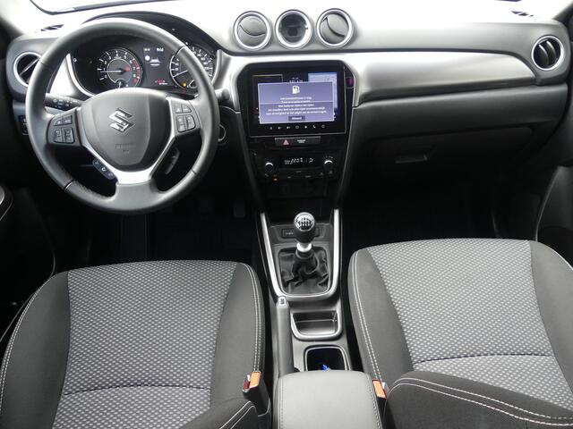Suzuki VITARA 1.4 Boosterjet Select Smart Hybrid Navigatie, Apple CarPlay, Android Auto, Stoelverwarming, Achteruitrij-camera, Climate Control, Adaptive Cruise Control.