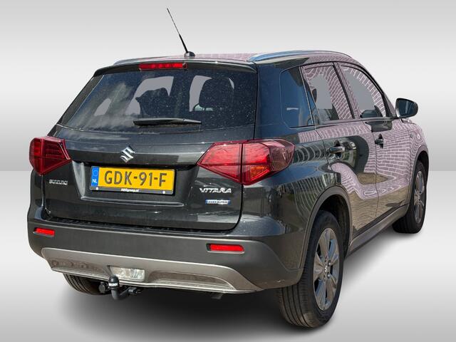 Suzuki VITARA 1.4 Boosterjet Select Smart Hybrid / Trekhaak / Camera / Navigatie / 17'' / DAB / Stoelverwarming / Getint glas / Cruise Control