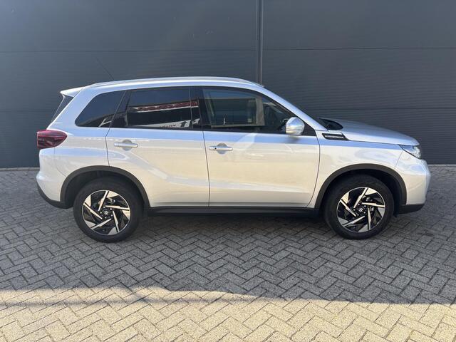 Suzuki VITARA 1.4 Boosterjet STYLE Smart Hybrid | Demonstratieauto KORTING| Apple Carplay & Android Auto