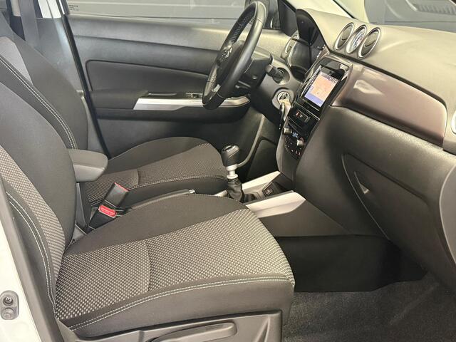 Suzuki VITARA 1.4 Hybride Navi Camera Clima Lane Ass Adapt Cruise Fully Suzuki Serviced!