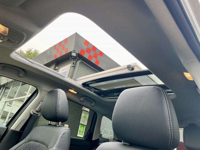 Suzuki VITARA 1.5 Hybrid Style AllGrip Automaat Navi Panoramadak Camera