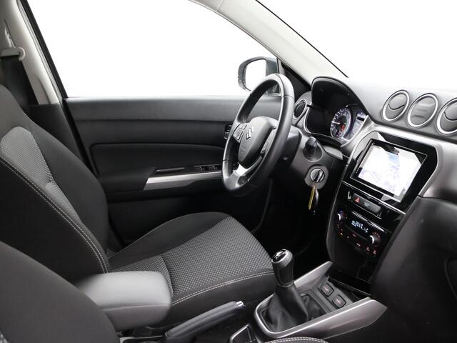 Suzuki VITARA 1.0 BOOSTERJET SELECT TWO-TONE + CAMERA | APPLE CARPLAY | DAB | STOELVERWARMING