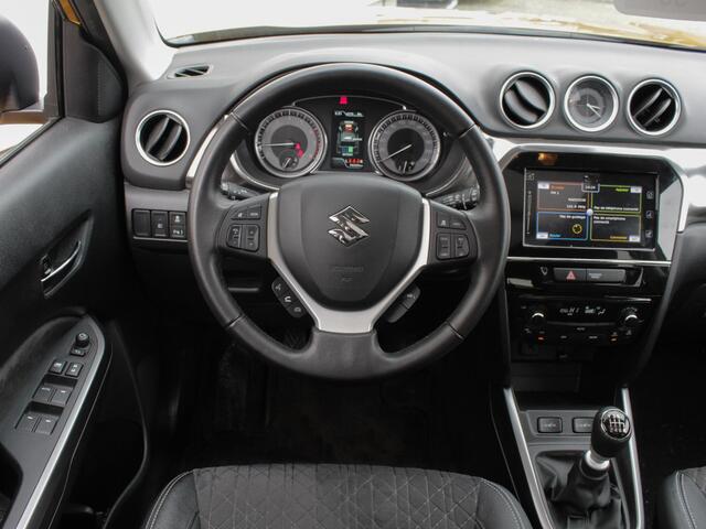 Suzuki VITARA 1.4 Boosterjet Style Smart Hybrid AllGrip | Navi | Camera | Leder | Panodak | Adap. Cruise | Lm-Velgen