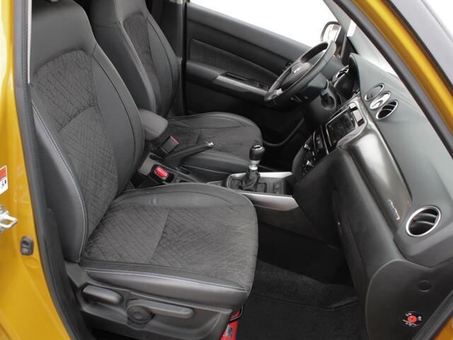 Suzuki VITARA 1.4 Boosterjet Style Smart Hybrid AllGrip | Navi | Camera | Leder | Panodak | Adap. Cruise | Lm-Velgen