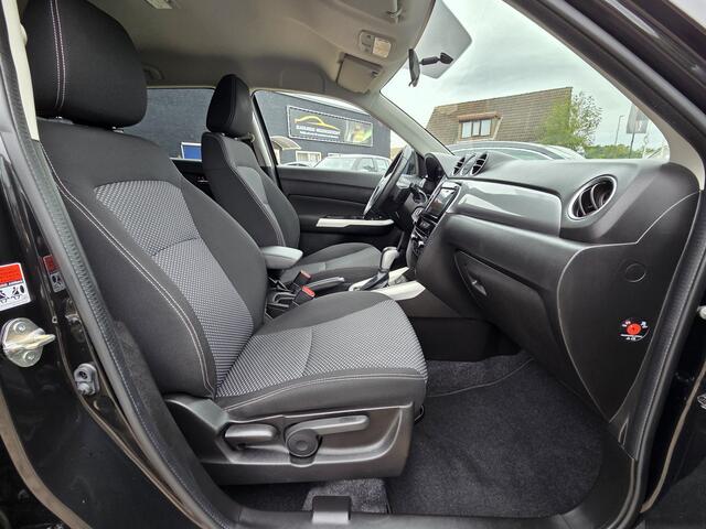 Suzuki VITARA 1.6 120pk Exclusive XENON|CRUISE CONTROL|ECC/AIRCO|BLUE TOOTH TELEFONIE|USB|STOELVERWARMING|TREKHAAK AFNEEMBAAR|17 INCH Maandag tot Vrijdag geopend van 09.00 uur tot 20.00 uur en Zaterdag van 09.00 tot 18.00 uur