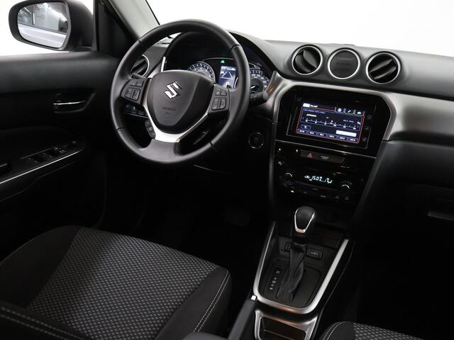 Suzuki VITARA 1.5 Hybrid Select | Navigatie | Camera | DAB | Climate Control | Stoelverwarming | Adaptieve CruiseControl | Dodehoek detectie |