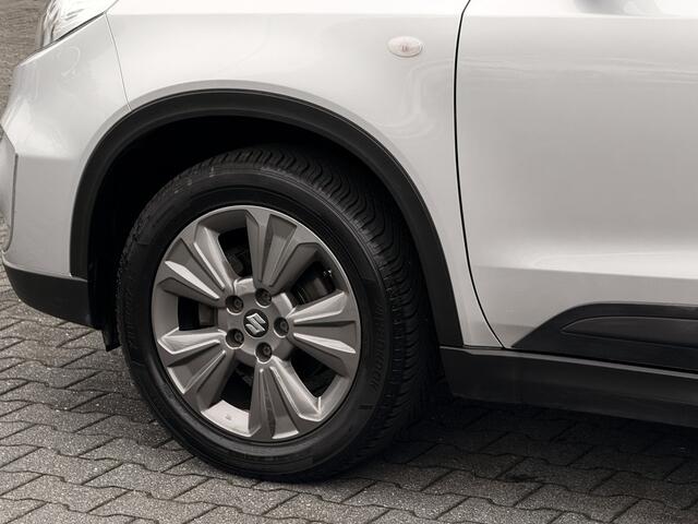 Suzuki VITARA 1.0 Boosterjet Select Navi / Afn. Trekhaak / Clima / Stoelverwarming / Dealer onderhouden