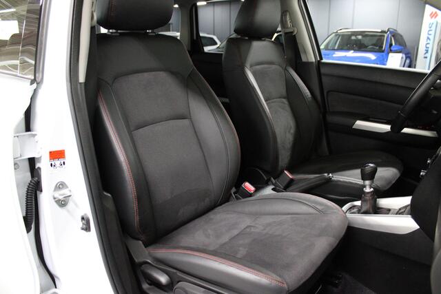 Suzuki VITARA 1.4 S / Navi / Camera / Keyless / Stoelverwarming / Afneembare trekhaak /