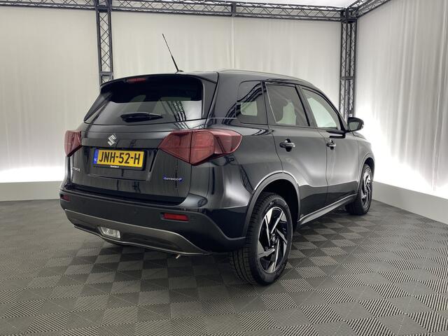 Suzuki VITARA 1.5 Hybrid Style Automaat | Pano-Dak | Apple Carplay | Dodehoek Det. | Navi |