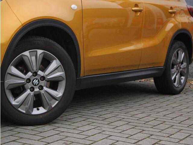 Suzuki VITARA 1.4 Boosterjet Select Trekhaak, Multimediasysteem, Cruise en Climate Control, Stoelverwarming, Navigatie