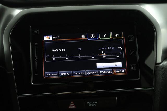 Suzuki VITARA 1.4 Boosterjet Select Smart Hybrid | Climate control | Cruise control | Camera | Stoelverwarming | Apple carplay | Android auto | Trekhaak |