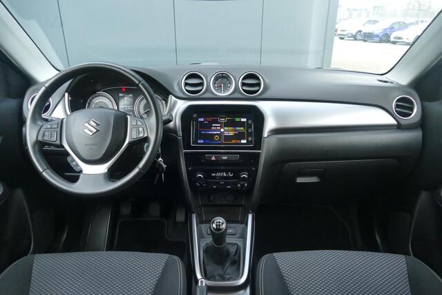 Suzuki VITARA 1.0 Boosterjet Select | TREKHAAK | SPORT UITVOERING | RIJKLAARPRIJS |