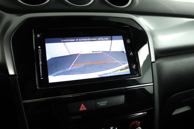 Suzuki VITARA 1.4 Boosterjet Select Smart Hybrid | Climate control | Cruise control | Camera | Stoelverwarming | Apple car play, Android auto |