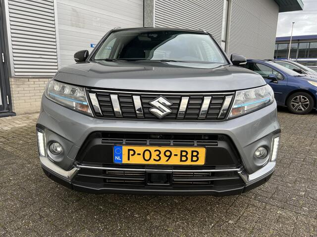 Suzuki VITARA 1.4 Boosterjet Style Smart Hybrid | All Season Banden | Trekhaak | Luxe uitvoering | Elek. Schuif/Kantel Dak | Apple Carplay & Android Auto