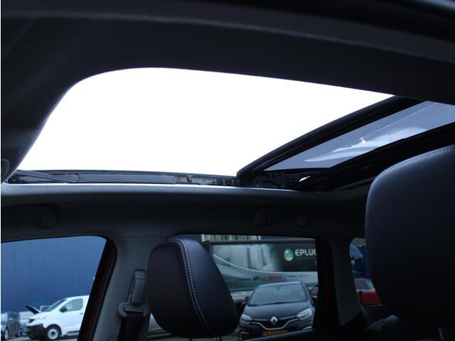 Suzuki VITARA 1.4 Boosterjet AllGrip Style Afneembare Trekhaak, Elektrisch Panoramadak, Cruise en Climate Control, Navigatie