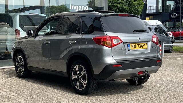 Suzuki VITARA 1.6 High Executive | Pano | Navi | Camera | Trekhaak