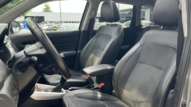 Suzuki VITARA 1.6 High Executive | Pano | Navi | Camera | Trekhaak