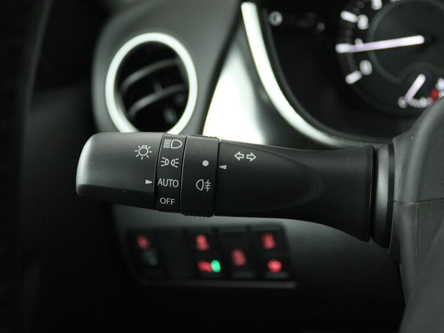 Suzuki VITARA 1.4 Boosterjet Smart Hybrid Style | Apple Carplay / Android Auto (Navigatie) | Parkeersensoren rondom | Lederen bekleding | Keyless Entry |