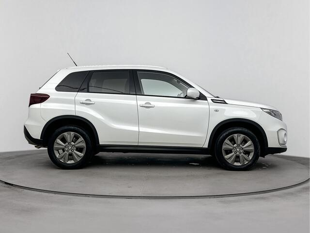 Suzuki VITARA 1.4 Boosterjet Select Smart Hybrid Limited | Metaallak | Stoelverwarming | Parkeercamera | LM-Velgen | Donker Getinte Achterruiten |