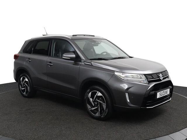 Suzuki VITARA 1.5 Hybrid Style | Schuif\ Kanteldak | Alcantara Bekleding | Parkeersensoren Rondom | Grootscherm Navigatie |