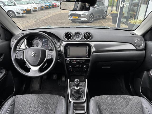 Suzuki VITARA 1.4 Boosterjet Style Smart Hybrid Clima/CarPlay/Panodak