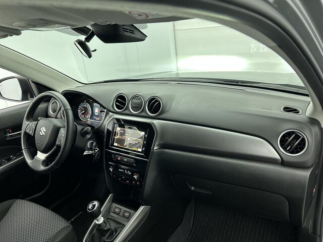 Suzuki VITARA 1.4 Boosterjet Smart Hybrid Select 1500kg trekgewicht | Metaallak | Stoelverwarming | Parkeercamera | LM-Velgen | Donker Getinte Achterruiten |