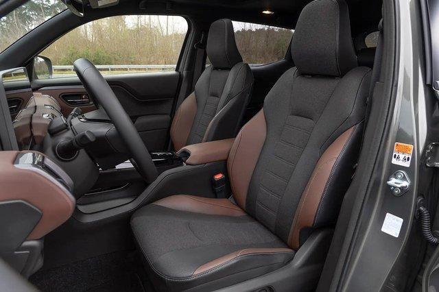 Suzuki VITARA e Select 61 kWh | INTRODUCTIE CADEAU t.w.v. ¤ 500,- | Alle kleuren leverbaar!