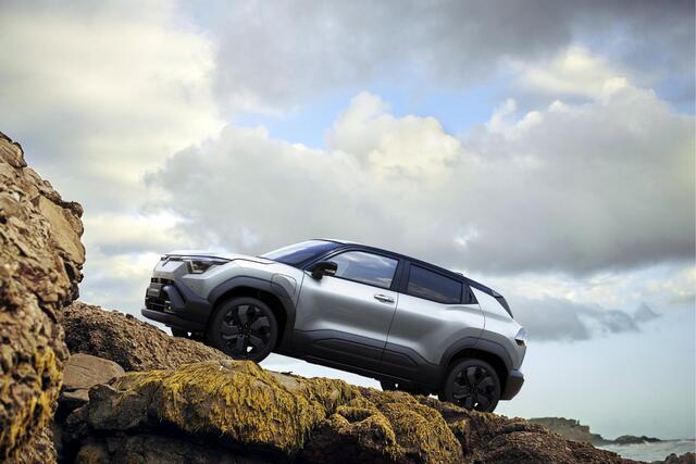 Suzuki VITARA e Style 61 kWh | INTRODUCTIE CADEAU t.w.v. ¤ 500,- | Alle kleuren leverbaar!