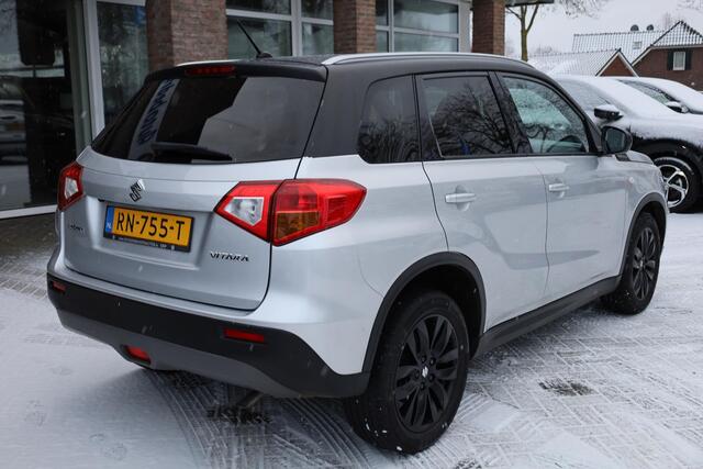 Suzuki VITARA 1.6 Exclusive CAMERA STOELVERWARMING CRUISE NAVI CLIMA DUO-TONE NAP 17"LMV ENZ!
