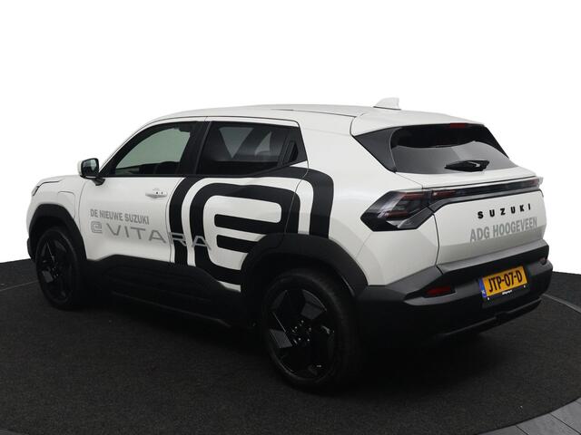 Suzuki VITARA e Select 61 kWh | Grote Accupakket | Stoel en Stuurverwarming | Draadloos Apple Carplay & Android Auto | Keyless Entry | 10 Jaar Garantie | Parkeersensoren Rondom |
