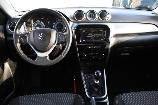 Suzuki VITARA 1.4 Boosterjet Select Smart Hybrid Trekhaak, ORG NL, 18 inch, ZEER COMPLEET!