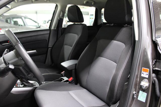 Suzuki VITARA 1.5 Hybrid Select Automaat / Camera / Led verlichting / Navigatie / Adaptive cruise control /