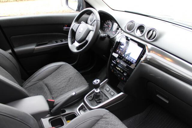 Suzuki VITARA 1.4 Boosterjet Smart Hybrid Style | Pano | Half Leder | Camera