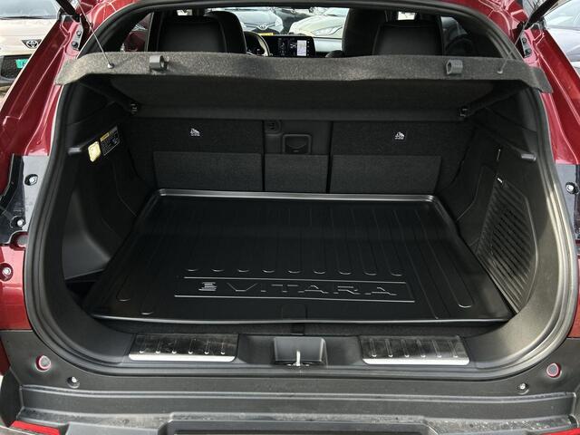 Suzuki VITARA e Style 61 kWh RIJKLAAR | Demo | 360 Camera | Navigatie | Diverse accessoires