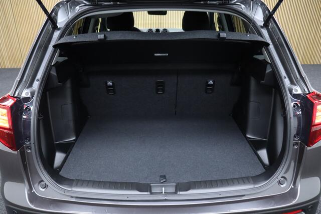 Suzuki VITARA 1.4 Boosterjet Automaat Smart Hybrid Select | Adaptive-cruise | Camera | Clima | Apple Carplay & Android Auto | Keyless | Navigatie | Parkeerhulp | Stoelverwarming | Dodehoekdetectie