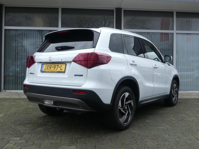 Suzuki VITARA 1.5 Hybrid Style Automaat Panorama dak, Pearl White, Carplay, Android Auto, Navi, Camera, adaptive Cruise