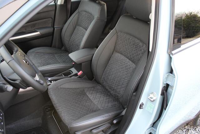 Suzuki VITARA 1.4 Boosterjet Smart Hybrid Style Trekhaak, Cruise Control, Navigatie, Carplay / Android Auto STIJL UITVOERING!