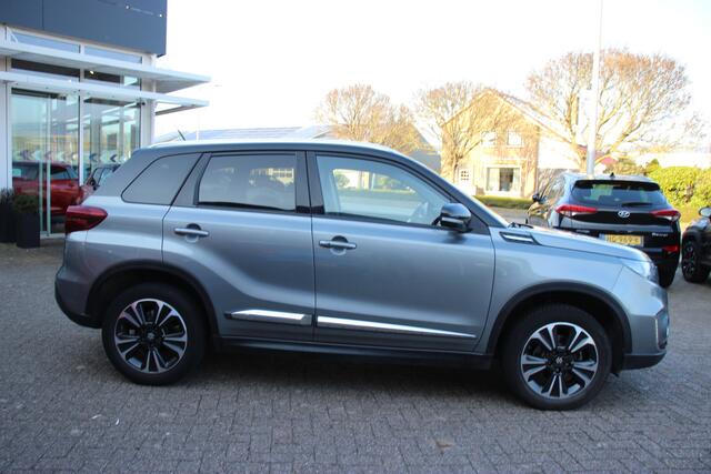 Suzuki VITARA 1.4 Boosterjet Style Hybrid Automaat AllGrip | Trekhaak |