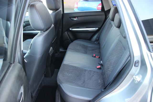 Suzuki VITARA 1.4 Boosterjet Style Hybrid Automaat AllGrip | Trekhaak |