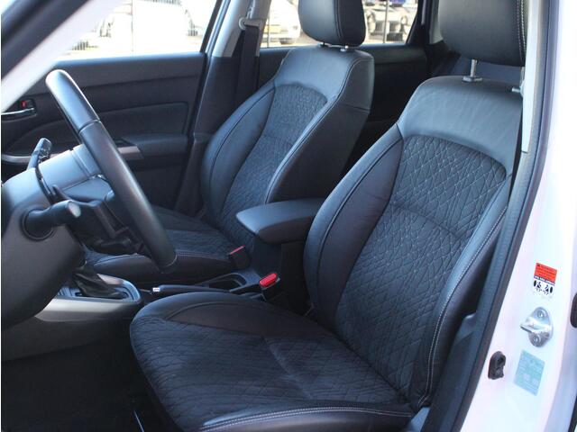 Suzuki VITARA 1.5 Hybrid Style Automaat Elektrisch Panoramadak, All-Seasons, Leder/Microvezel Bekleding, Cruise en Climate Control