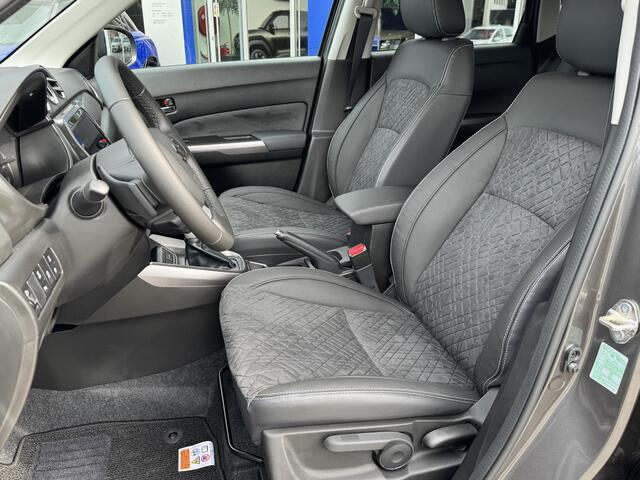 Suzuki VITARA 1.4 Boosterjet Style Hybrid Automaat Direct uit voorraad leverbaar.