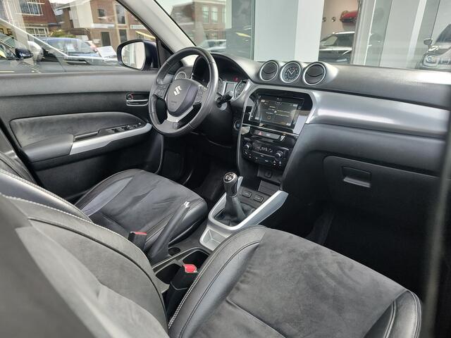 Suzuki VITARA 1.6 HIGH EXECUTIVE Open dak | Adaptive Cruise | Stoelverwarming