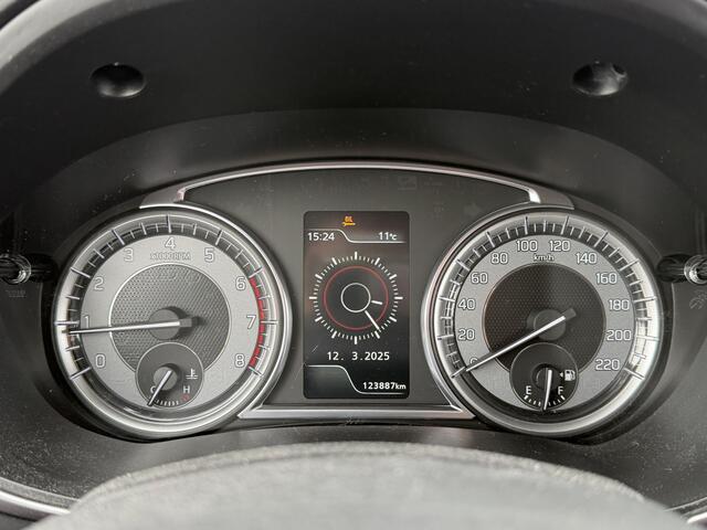 Suzuki VITARA 1.4 Boosterjet Select Smart Hybrid | Nieuw Binnen | Navigatie | Climate Control | Trekhaak | APK 06-01-2028 |