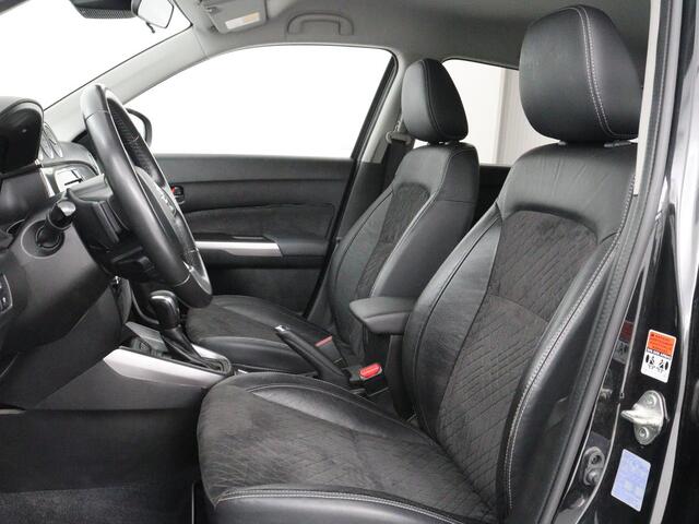 Suzuki VITARA 1.5 Hybrid Style | Trekhaak | Stoelverwarming | Adaptive cruise | Camera | Carplay | Leder/Alcantara | Full LED | Keyless | Navigatie | Climate control | Parkeerhulp